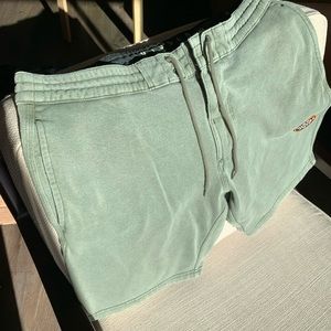 Vissla Sweatshorts Size L